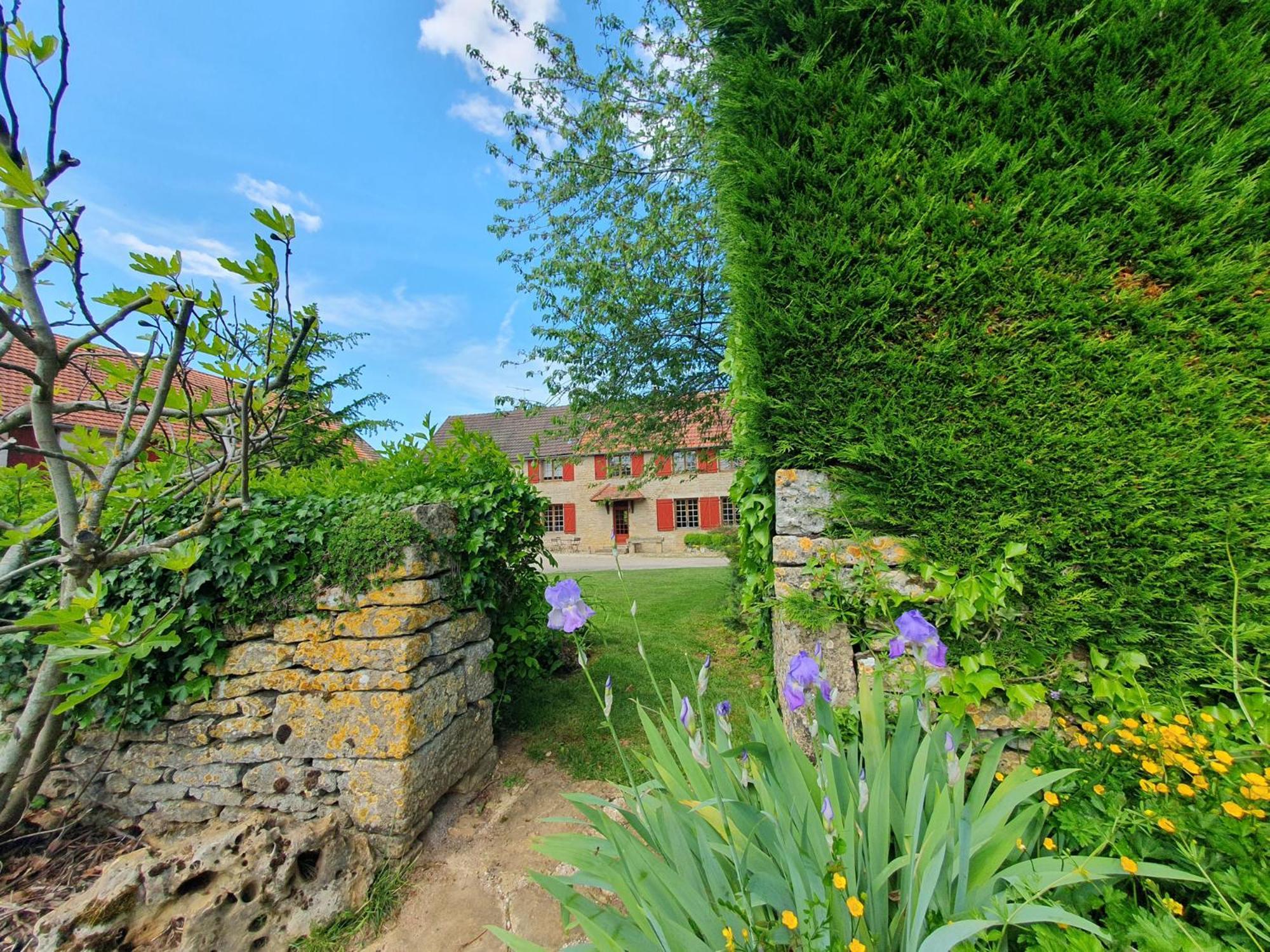 Jardin Des Sens, La Rente D'Eguilly Bed and Breakfast Eksteriør billede
