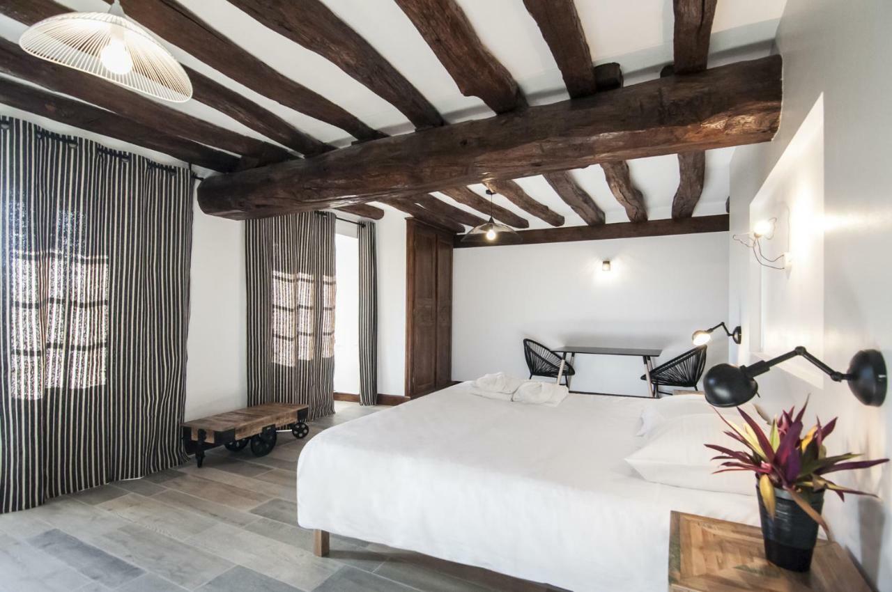 Jardin Des Sens, La Rente D'Eguilly Bed and Breakfast Eksteriør billede